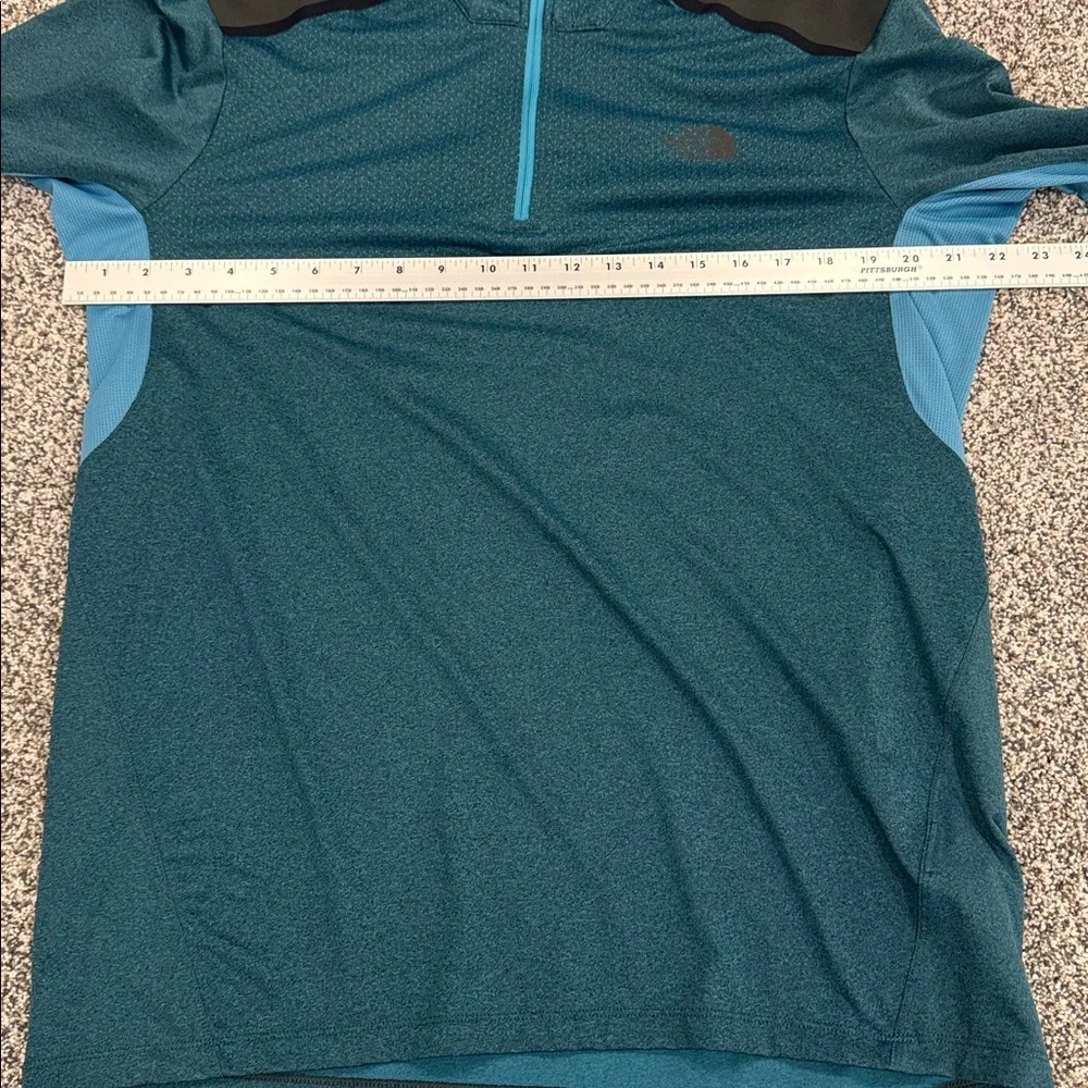 The North Face Men’s FlashDryXD Teal Black Lightweight Quarter Zip Pullover Sz L
